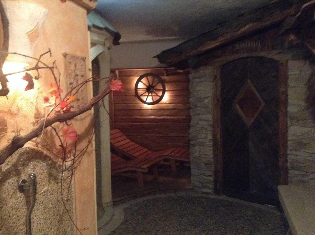 Garni Eden Bed And Breakfast Сорага Екстериор снимка